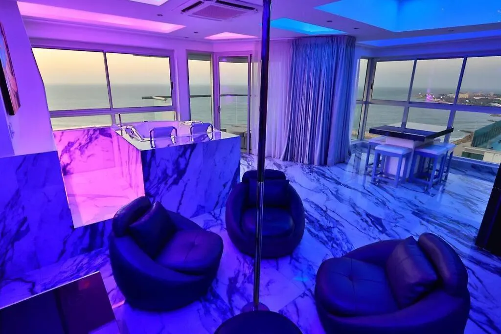 Guest Friendly Cartagena 2Br Jacuzzi Stripper Pole Apartment