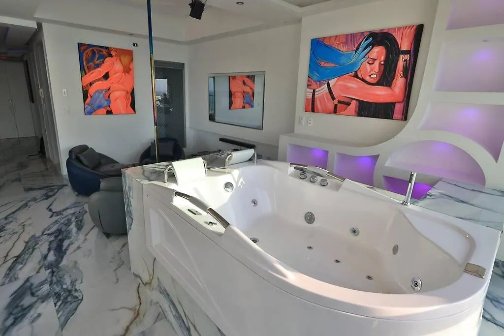 Guest Friendly Cartagena 2Br Jacuzzi Stripper Pole Apartment
