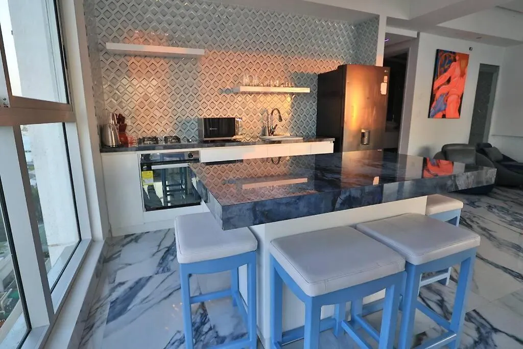Guest Friendly Cartagena 2Br Jacuzzi Stripper Pole Apartment