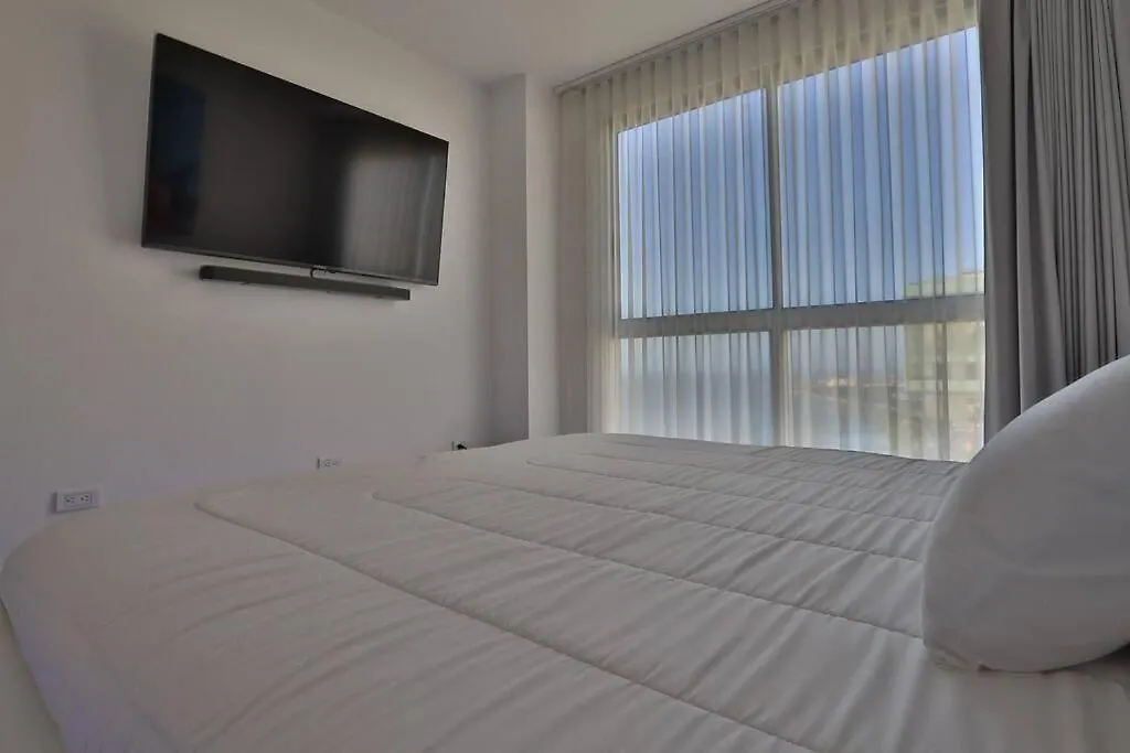 Guest Friendly Cartagena 2Br Jacuzzi Stripper Pole Apartment